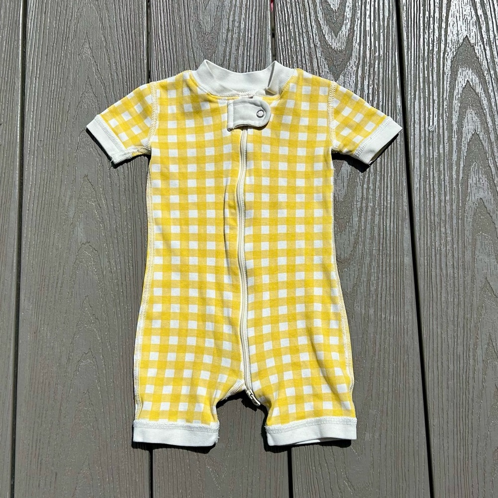 Hanna Andersson yellow gingham shortie pajamas